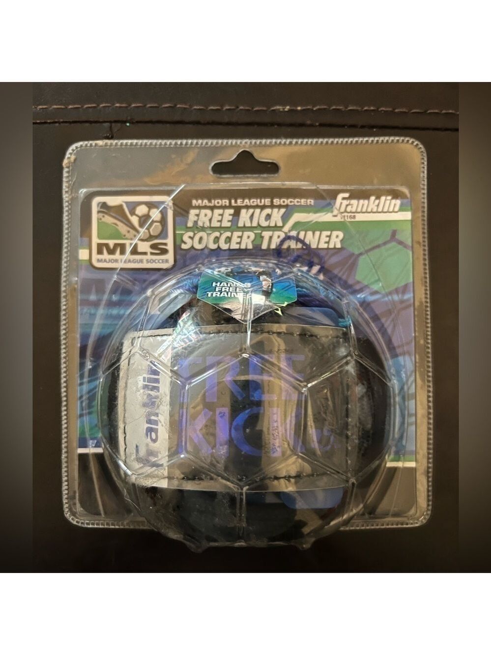 Franklin MLS Free Kick Soccer Hands Free Trainer